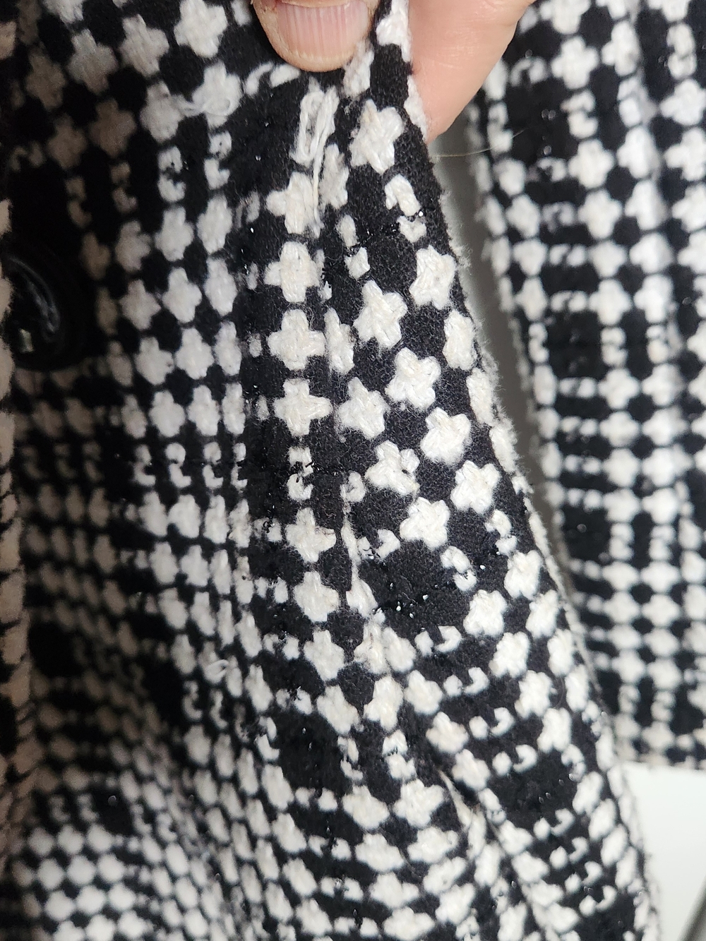 Black & White Houndstooth Plaid Tie-Waist Coat Rampage Women's Coat Size Small - Picture 10 of 13